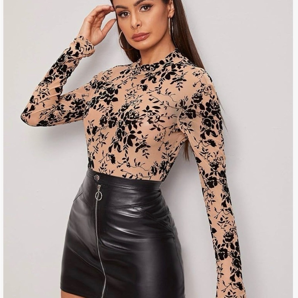 New Floral Black and Tan Long Sleeve Top size S